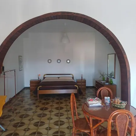 Bed & Breakfast Casa Di Mitri Carini